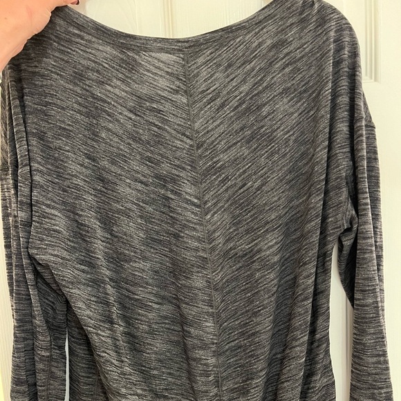 Lululemon Meant to Move Long Sleeve Grey Heathered Shirt - Picture 8 of 8